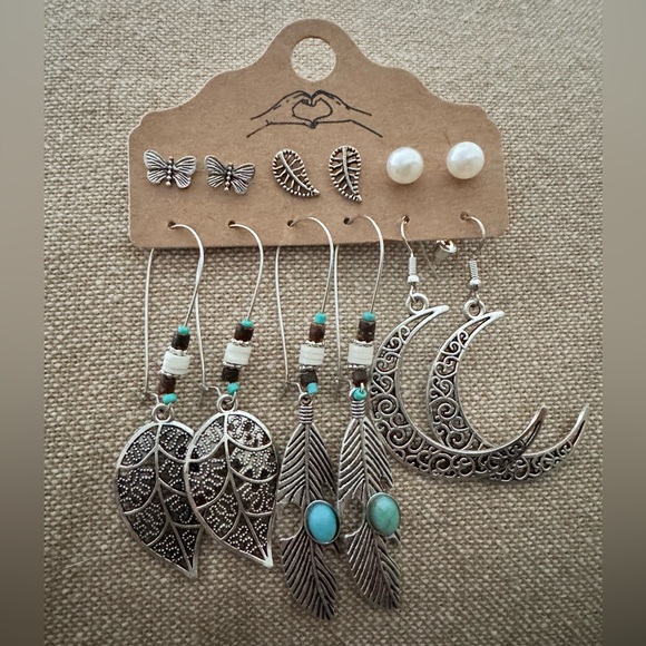 Western Earrings - Picture 2 of 3